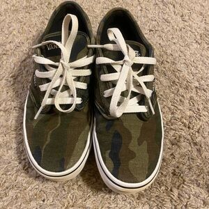Vans Green Camouflage Sneakers with White Laces like new